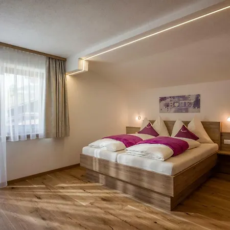 Obinghof Apartment *